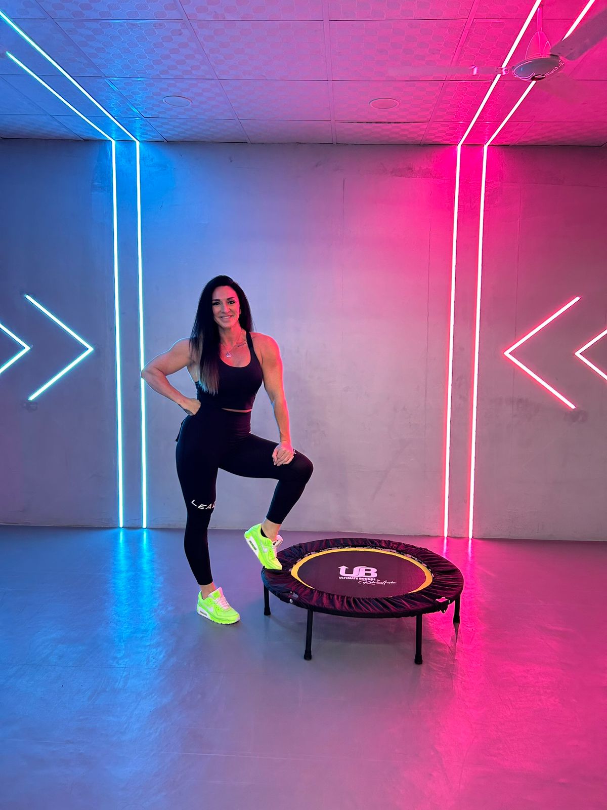 ULTIMATE BOUNCE REBOUNDER